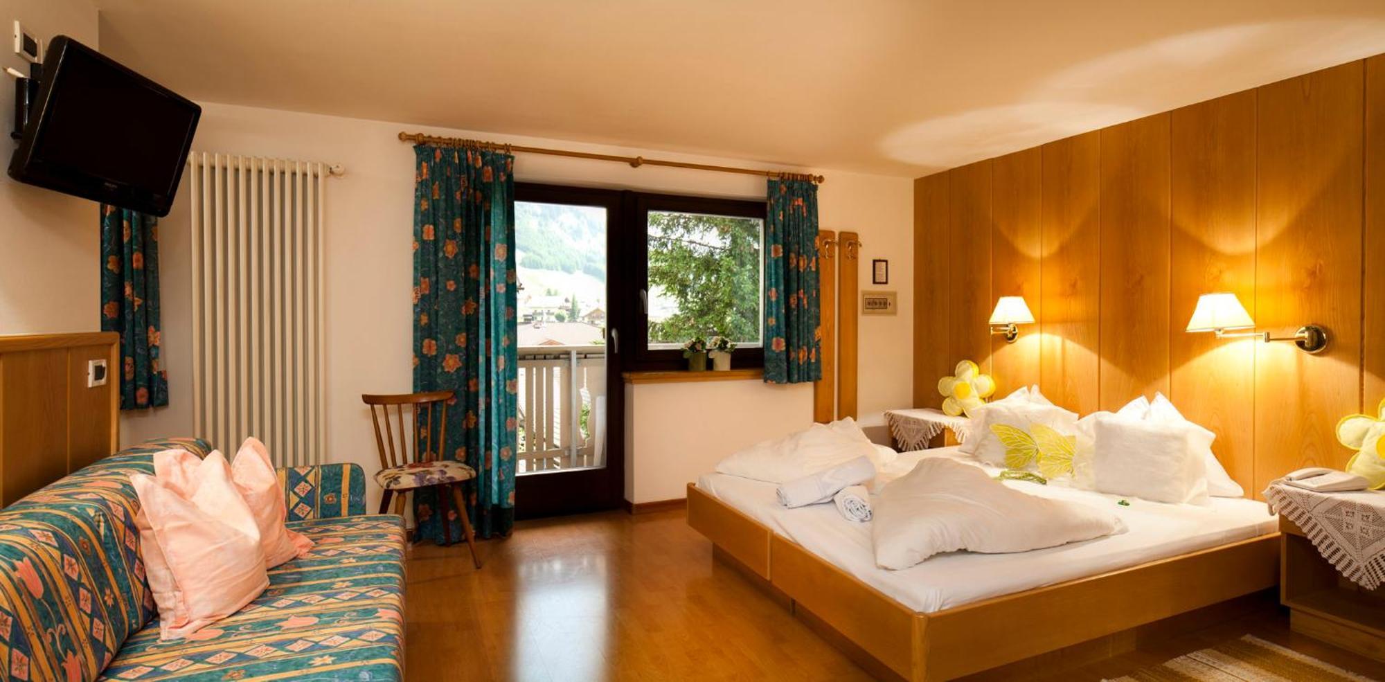 Mountain Hotel Mezdi Colfosco Luaran gambar