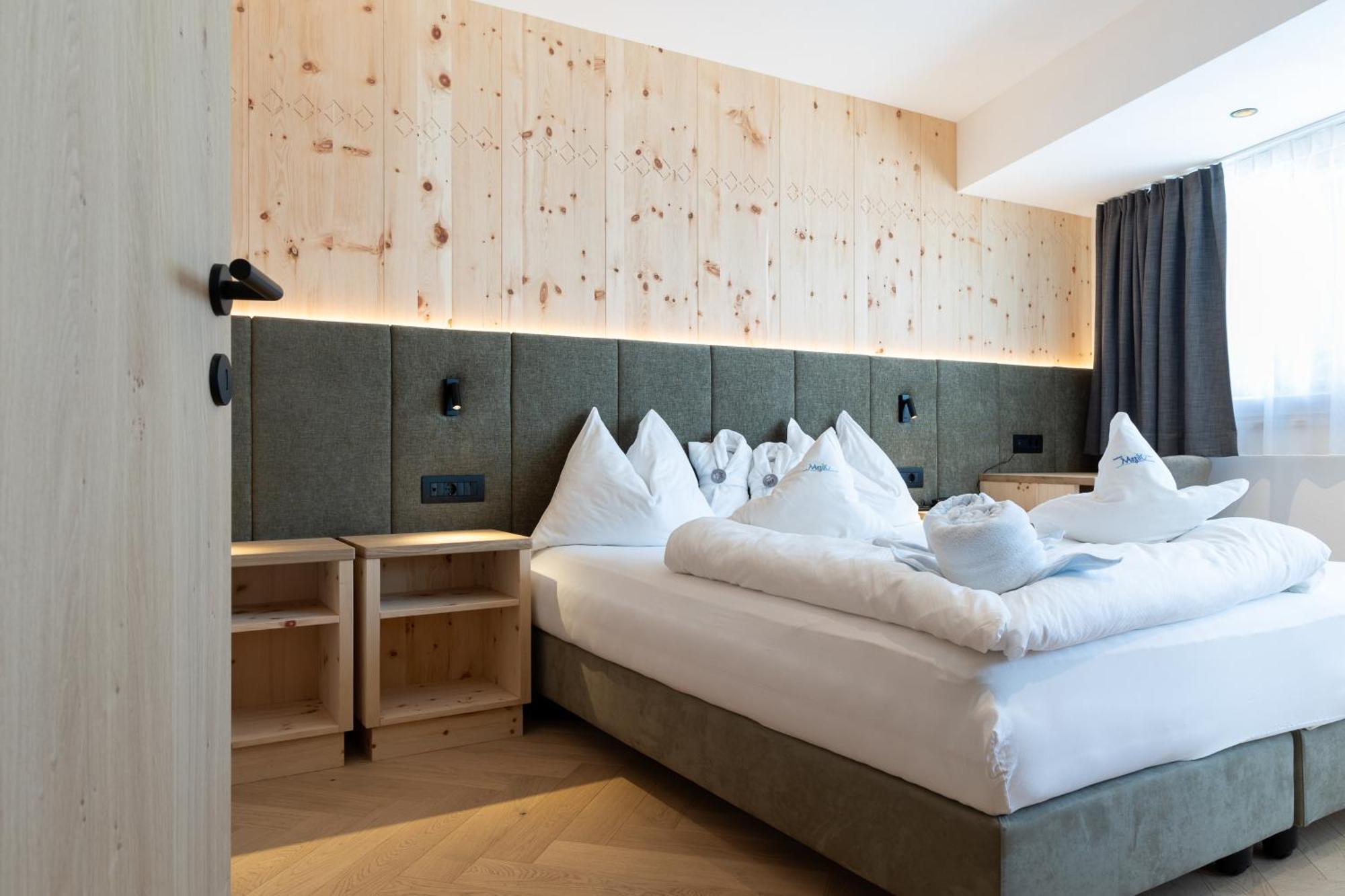 Mountain Hotel Mezdi Colfosco Luaran gambar