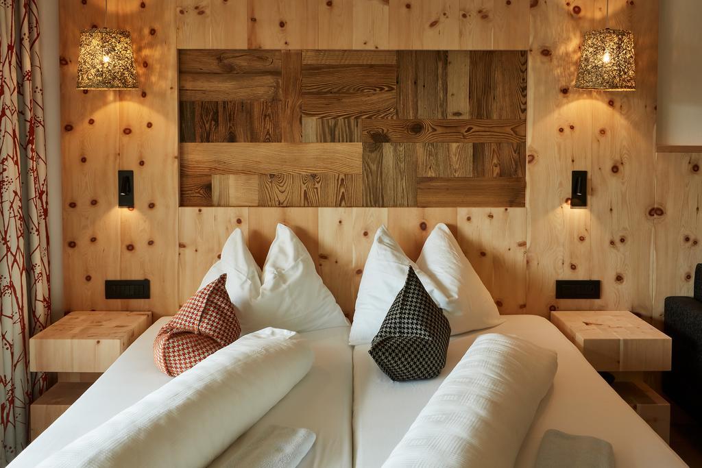 Mountain Hotel Mezdi Colfosco Luaran gambar